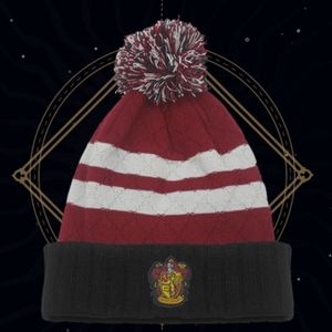 The Making Of HarryPotter Warner Bros London Gryffindor Bobble Hat New